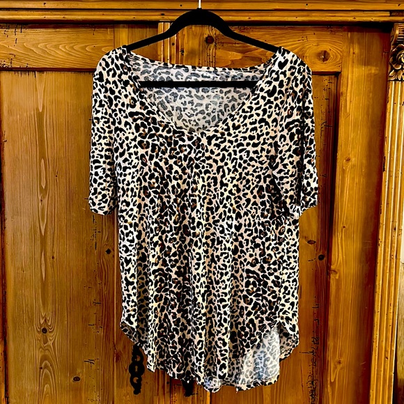 24/7 Maurice top - Picture 1 of 3